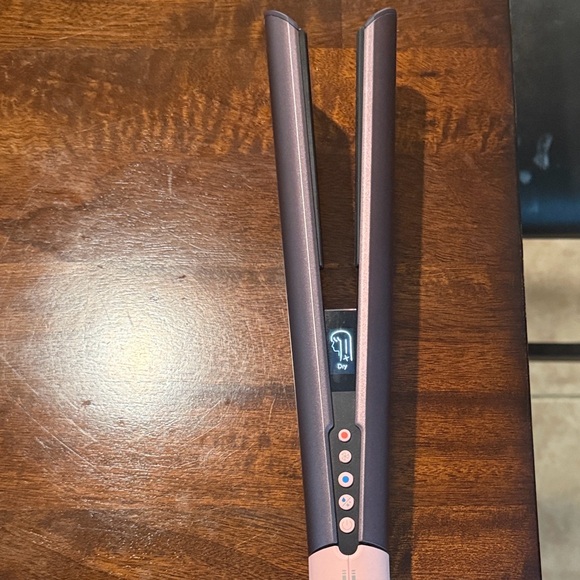 Dyson Airstraight- Pink and Purple LIKE NEW - Picture 3 of 9